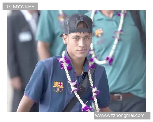 足球明星时尚风采揭秘：从球场到红毯的穿着打扮全解析